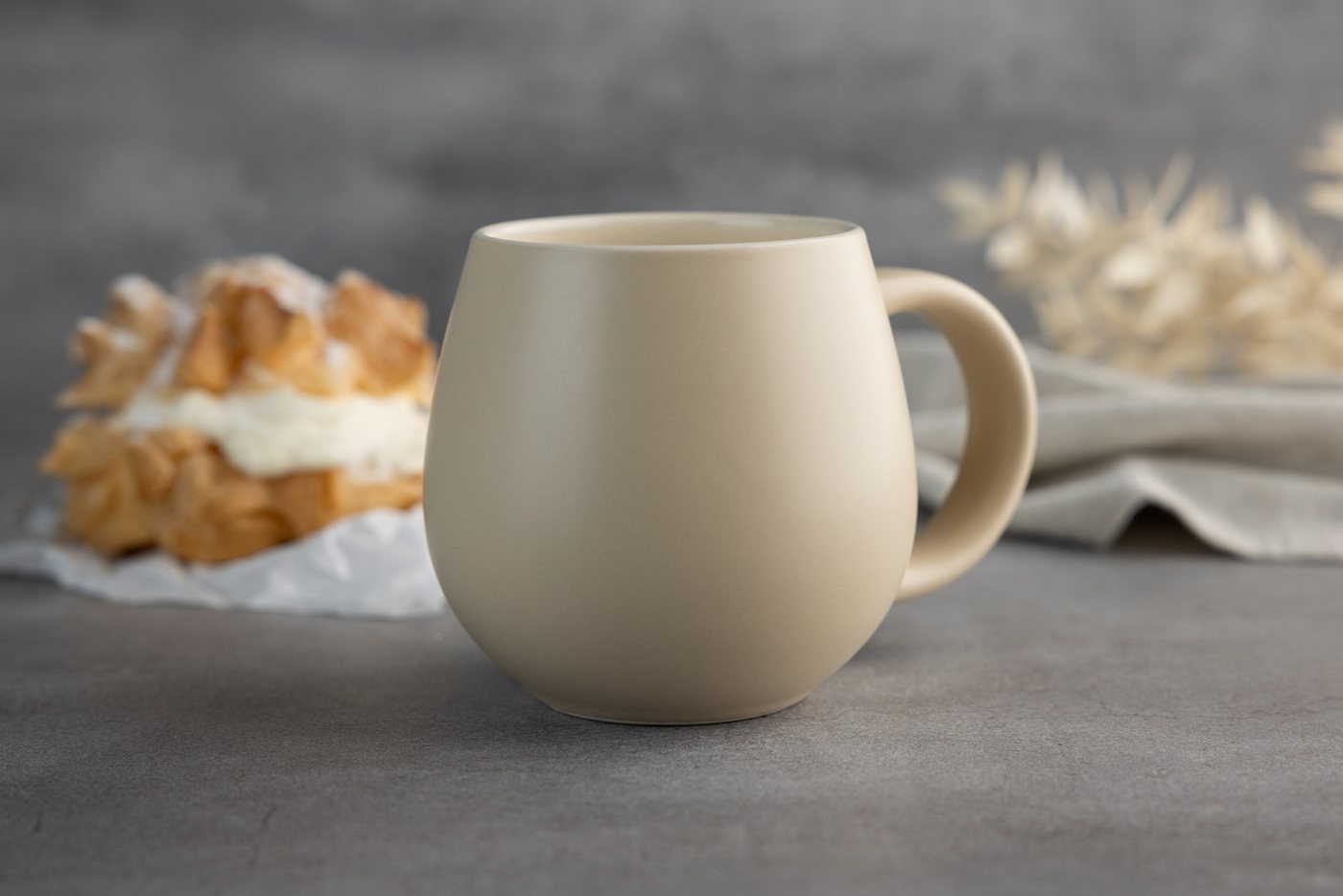 Sallys Tasse Belly Mug, handgemacht aus 400 ml, langer Wärmespeicher durch 100 % Steingut – Bild 2 von 5