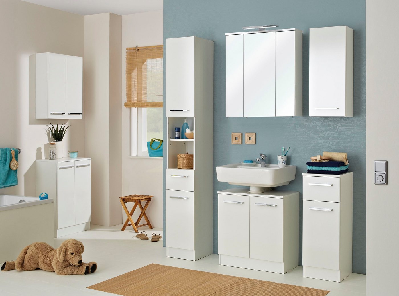 Saphir Unterschrank Quickset 335 Badschrank, 2 Türen, 1 Einlegeboden, 50 cm breit Badezimmer-Unterschrank, Weiß Glanz, Griffe in Chrom Glanz – Bild 2 von 5