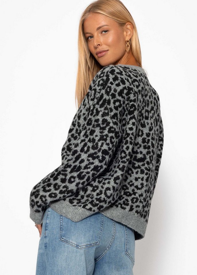 SASSYCLASSY Cardigan Oversize Strickjacke Damen mit Leo-Muster Cardigan mit Wollanteil mit Leopardenmuster Grau Schwarz Beige Braun – Bild 5 von 5