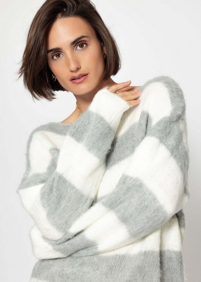 SASSYCLASSY Strickpullover Gestreifter Pullover für Damen Weicher Strickpullover mit U-Boot Ausschnitt und Strukturmix – Bild 5 von 5