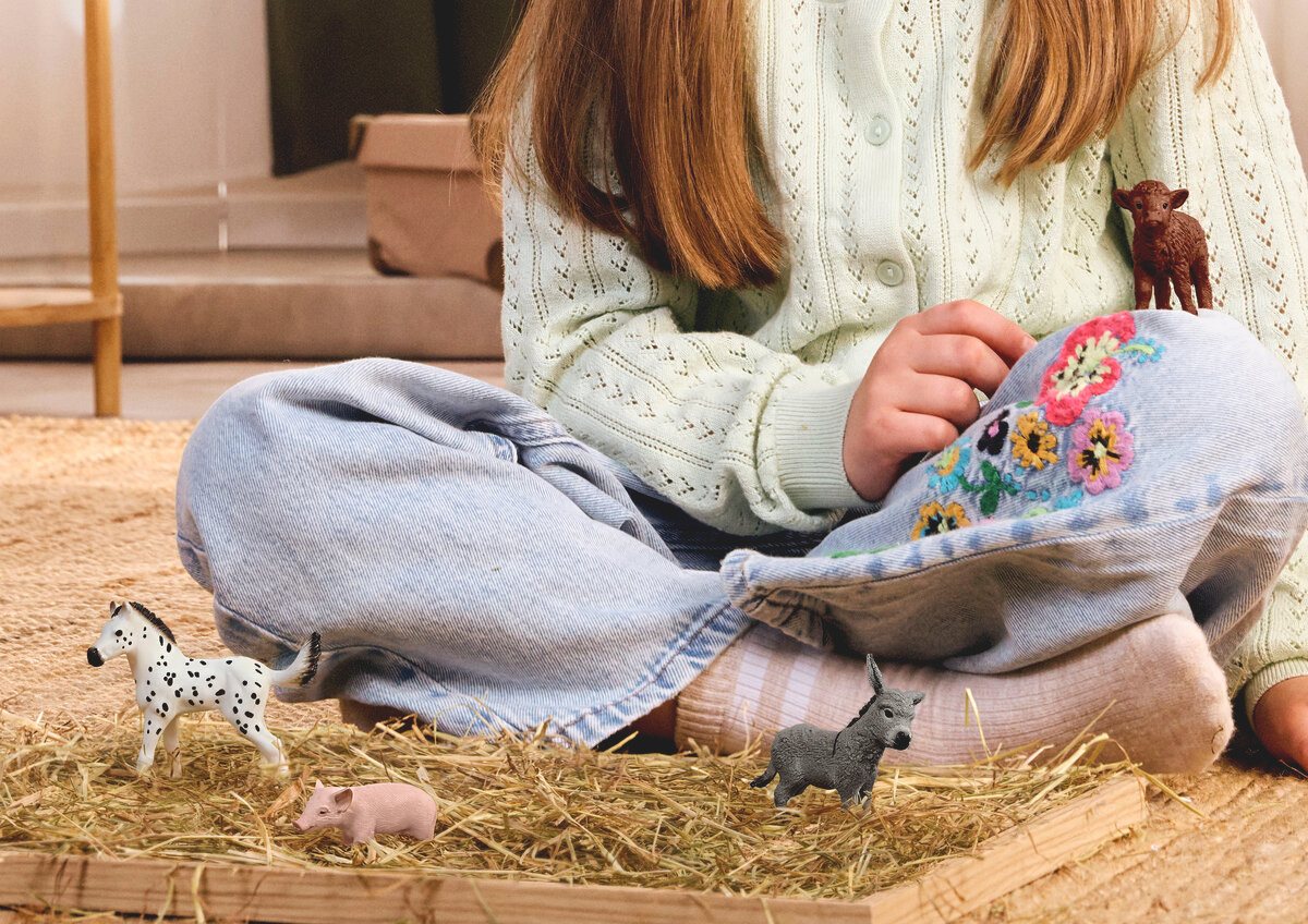 Schleich® Spielfigur FARM WORLD, Bauernhof Babys (42740), (4-tlg) – Bild 2 von 5