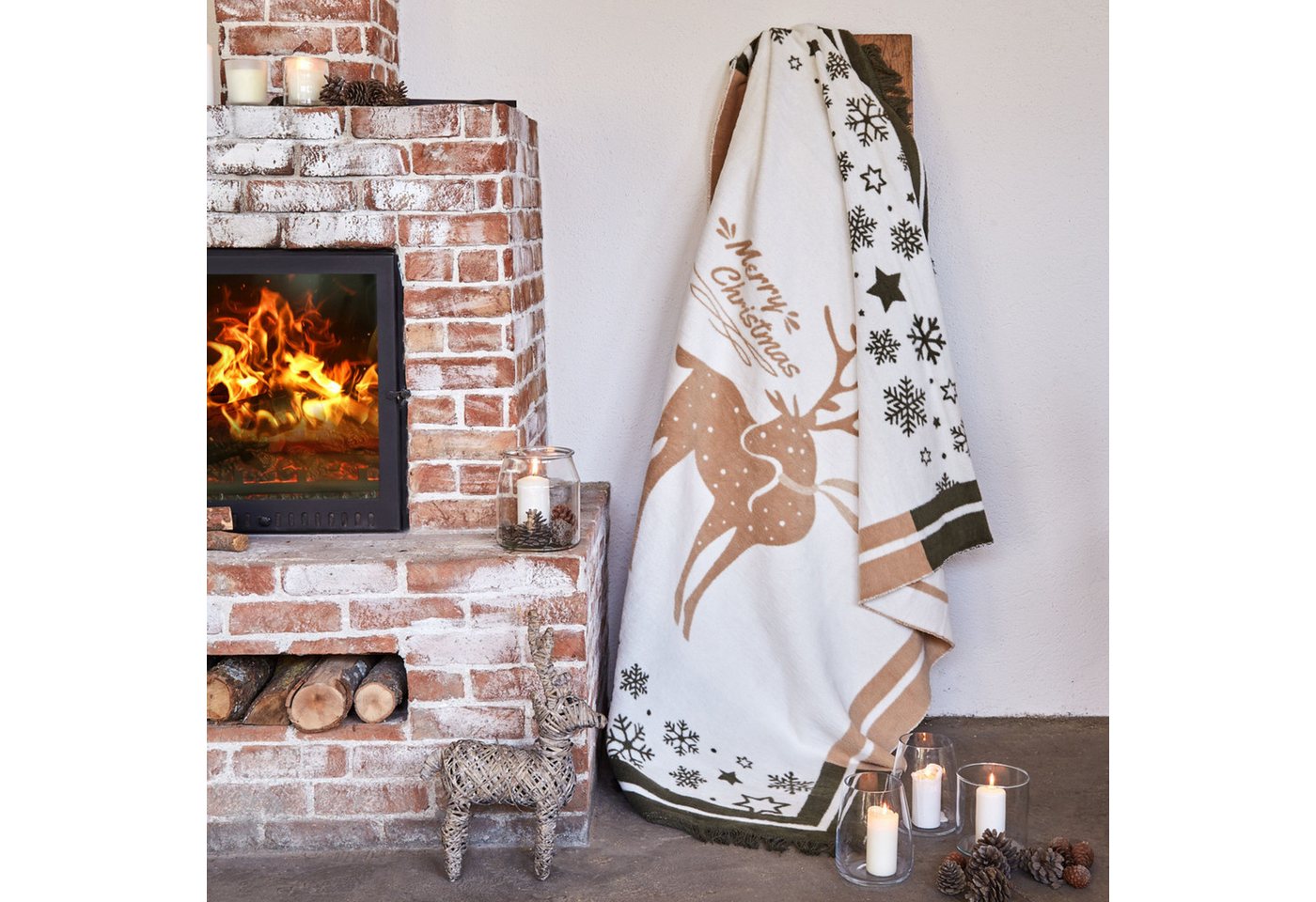 Plaid X-Mas Weihnachsdecke Kuscheldecke Tagesdecke Decke 150x200 cm, SEI Design, Deko Wohnzimmer Überwurf für Couch – Bild 5 von 5