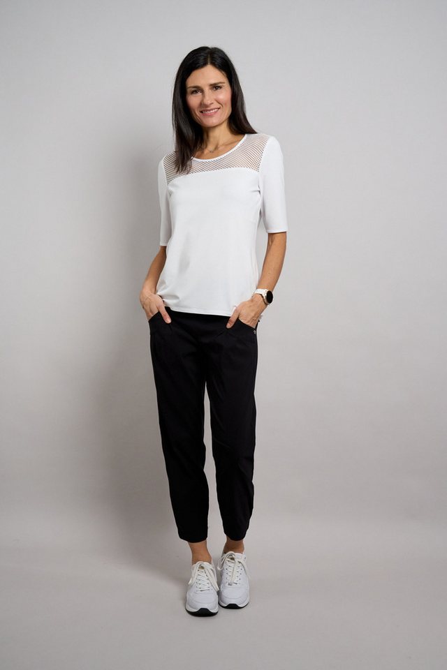 Seidel Moden Rundhalsshirt mit transparenten Lochmuster vorne - MADE IN GERMANY – Bild 2 von 4