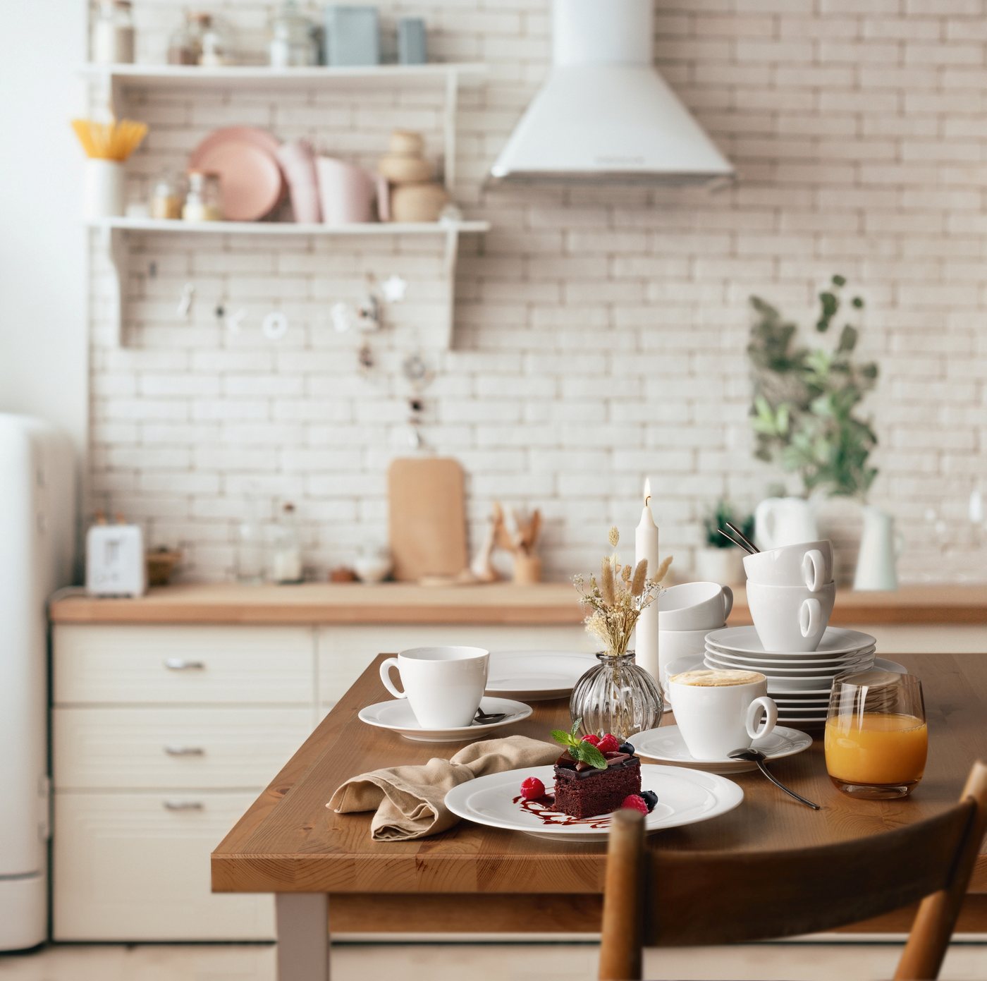 Seltmann Weiden Kaffeeservice Geschirr-Set, Service Trio (18-tlg), 6 Personen, Porzellan, Tassen, Teller, Untertassen, Made in Germany, 18 Teile, für 6 Personen – Bild 2 von 5