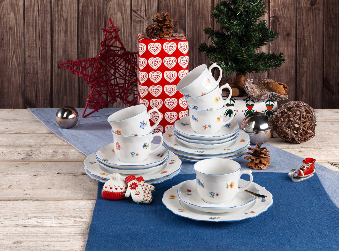 Seltmann Weiden Kaffeeservice Geschirr-Set, Service Sonate Nostalgie (18-tlg), 6 Personen, Porzellan, Tassen, Untertassen, Teller, Made in Germany, 18 Teile, fü – Bild 2 von 5