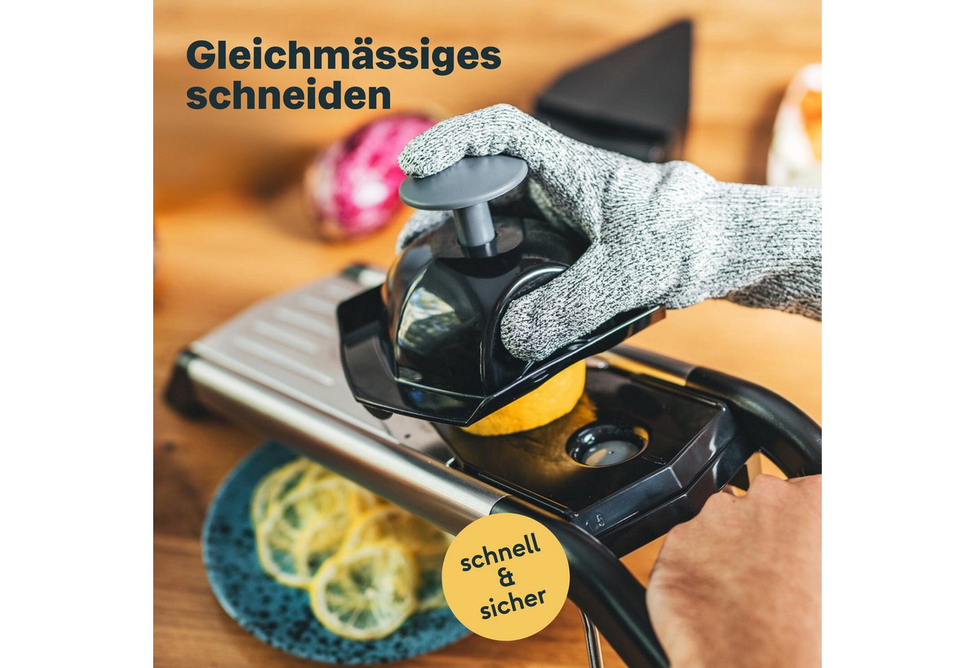 SILBERTHAL Gemüsehobel V-Hobel mit Einsätzen, extra scharfe Klingen, Edelstahl, Kunststoff, mit Sicherheitshandschuh, Klingenaufbewahrung – Bild 2 von 5