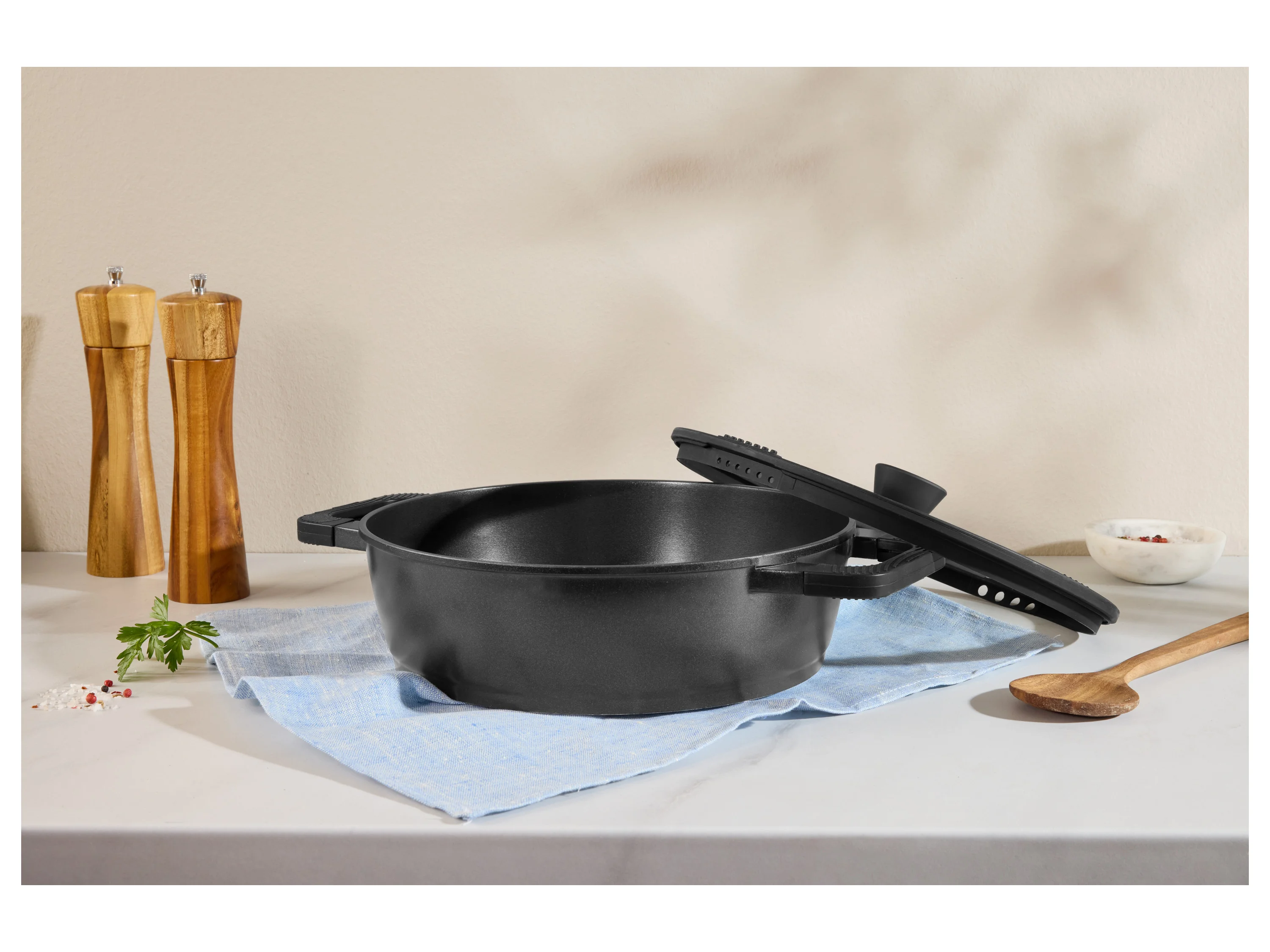 SILVERCREST® Aluguss-Servierpfanne, Ø 28 cm – Bild 2 von 4