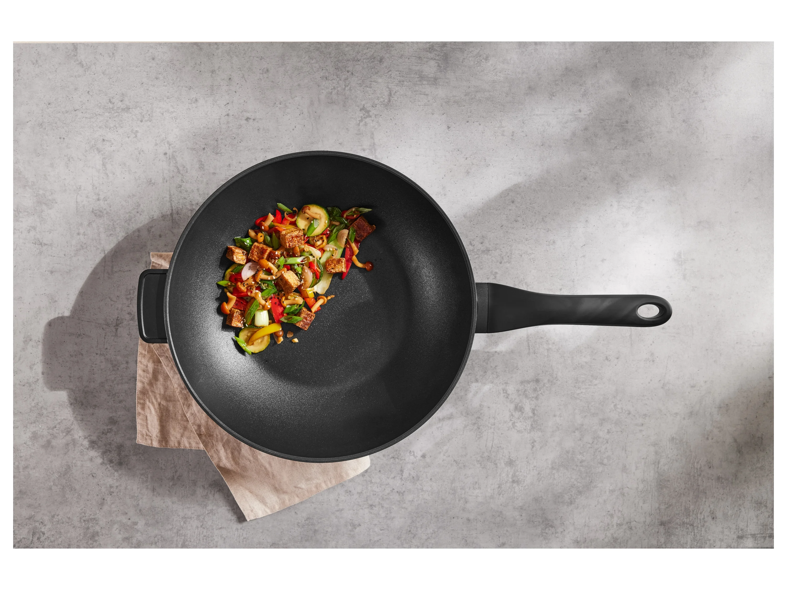 SILVERCREST® Aluguss-Wok, Ø 32 cm – Bild 2 von 4
