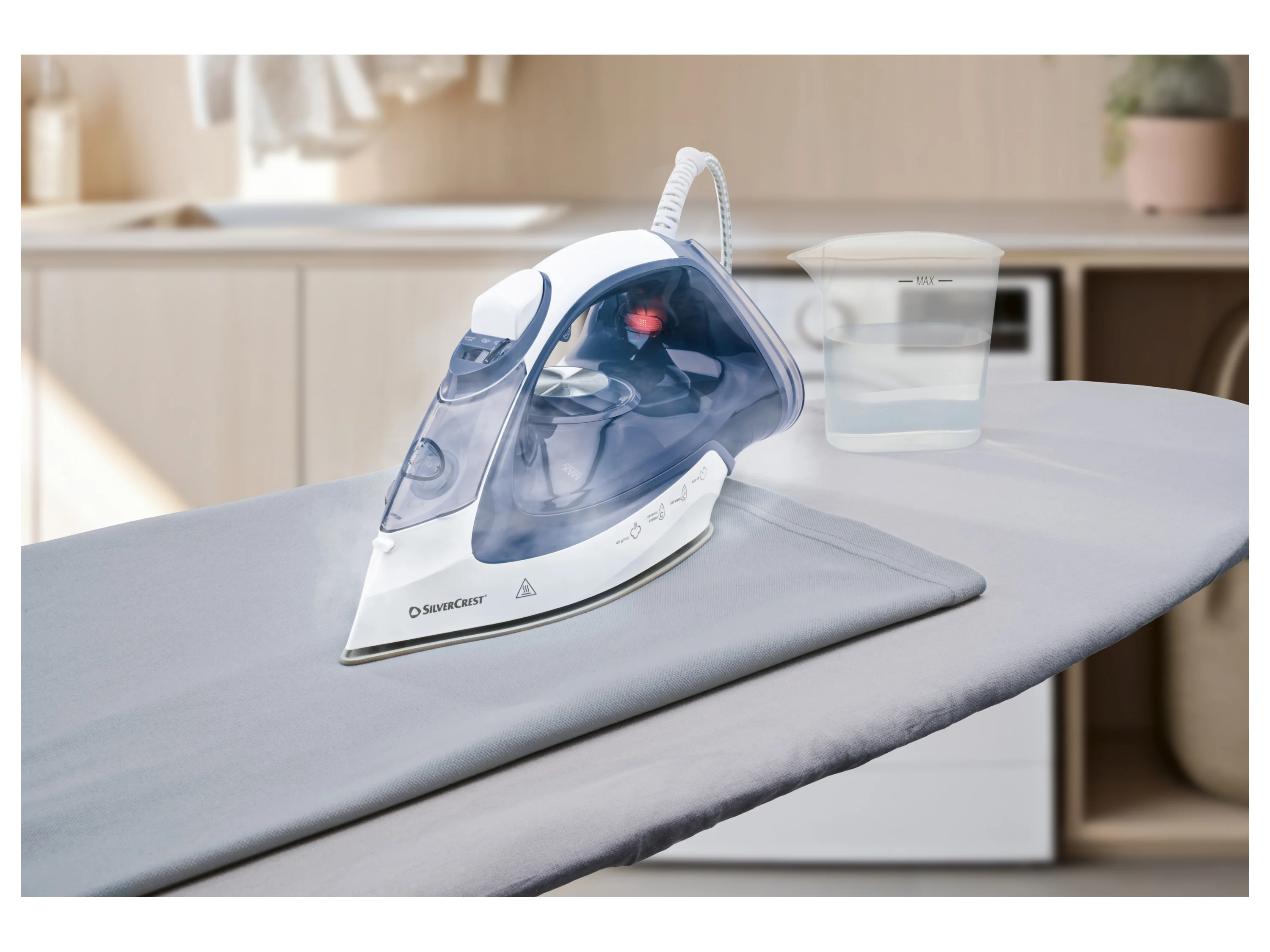 SILVERCREST® Premium-Dampfbügeleisen (Blau) – Bild 2 von 4
