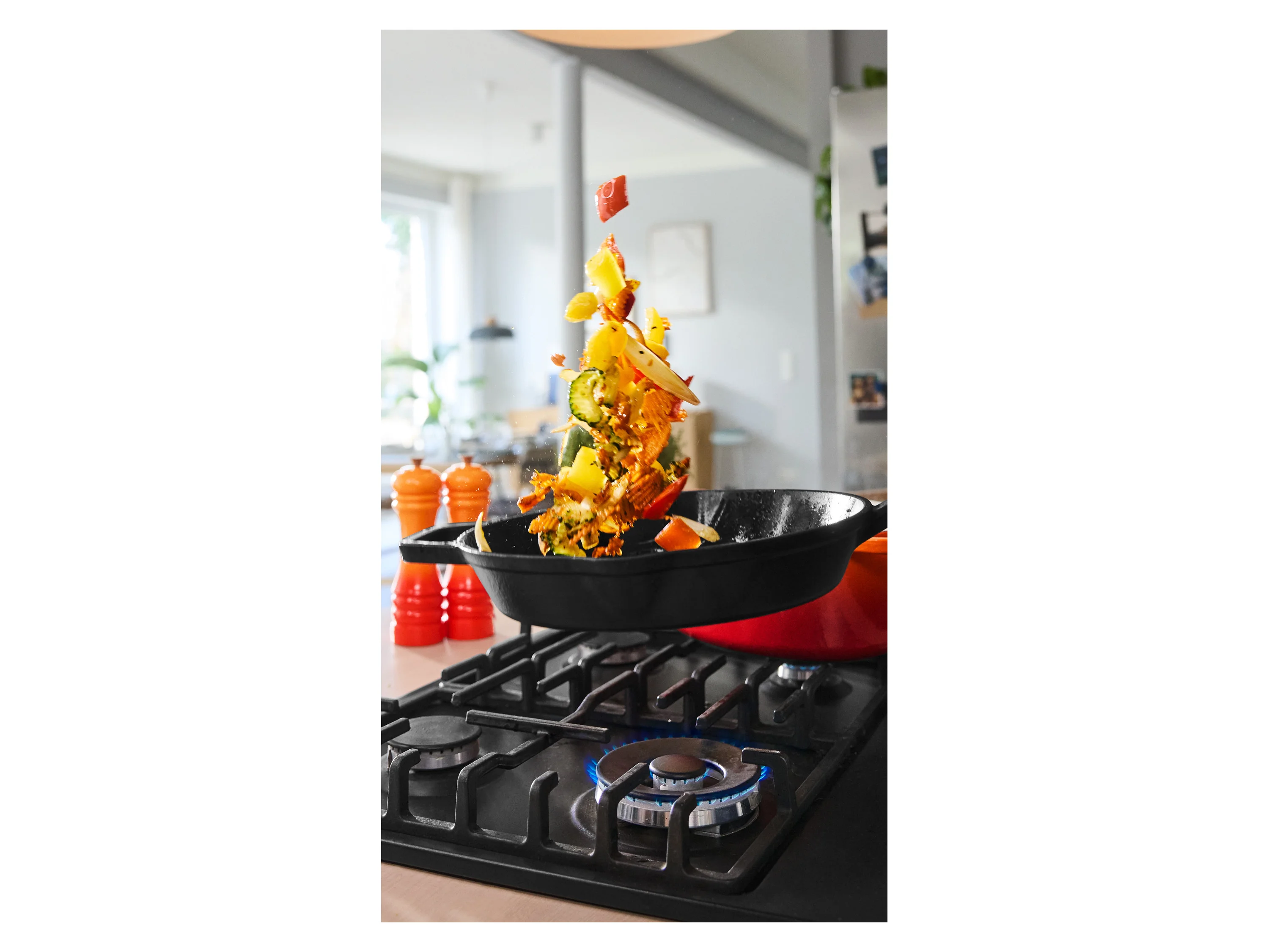 SILVERCREST® Premium-Gusseisengrillpfanne / Premium-Gusseisenpfanne (Rund, Schwarz) – Bild 3 von 4