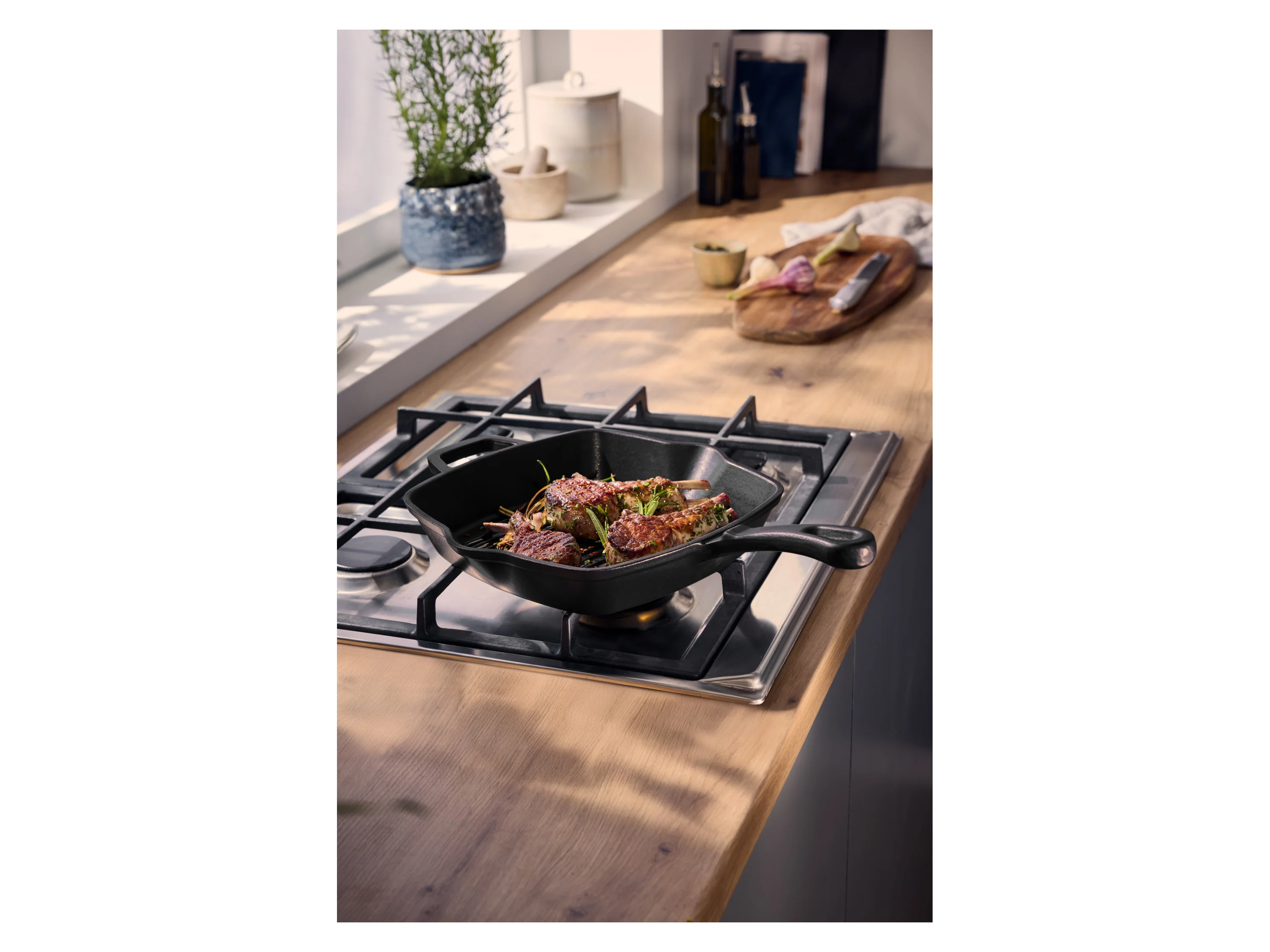 SILVERCREST® Premium-Gusseisengrillpfanne / Premium-Gusseisenpfanne (Eckig, Schwarz) – Bild 4 von 4