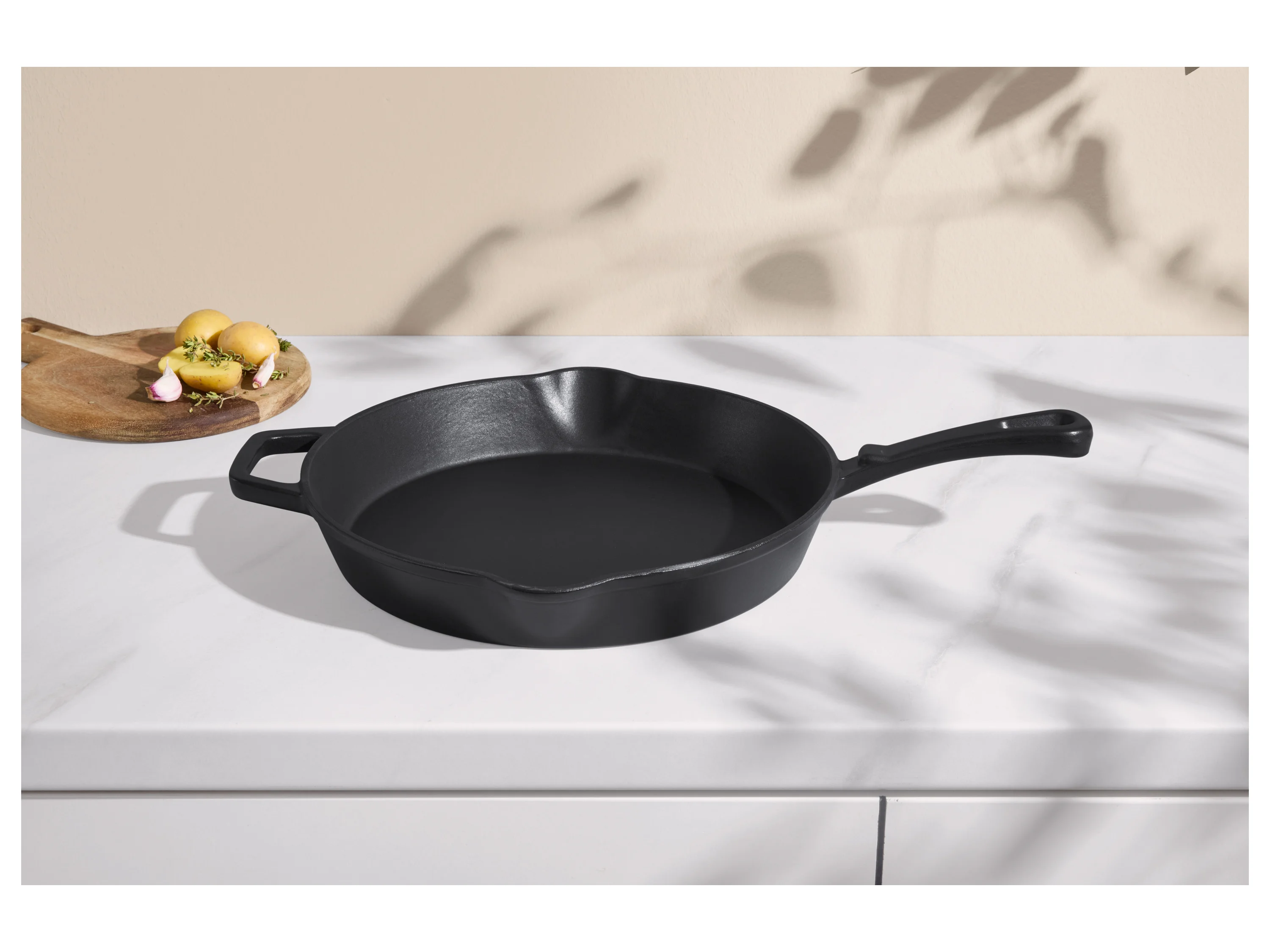 SILVERCREST® Premium-Gusseisenpfanne, Ø 30 cm (Schwarz) – Bild 4 von 4