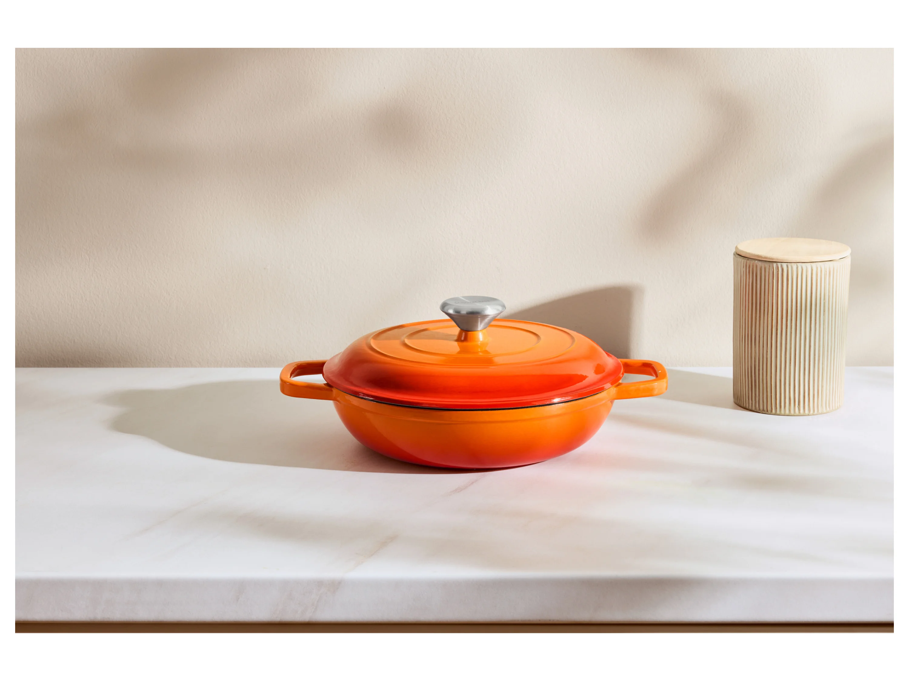 SILVERCREST® Premium-Gusseisenservierpfanne, Ø 25 cm (Orange) – Bild 3 von 4