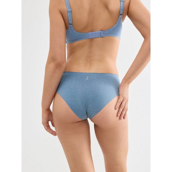 sloggi Slip ZERO Feel Pure mit hohem Beinausschnitt, dezenter Streifeneffekt