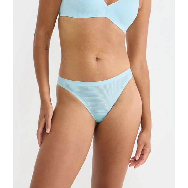 sloggi String ZERO Feel Air atmungskativ, semi-transparenter Look, feine Streifen