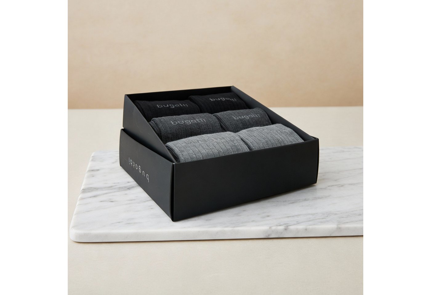 bugatti Socken bugatti Herren Socken mit Baumwolle in Geschenkbox, 6 Paar bugatti Herren Socken mit Baumwolle in Geschenkbox, 6 Paar – Bild 3 von 3