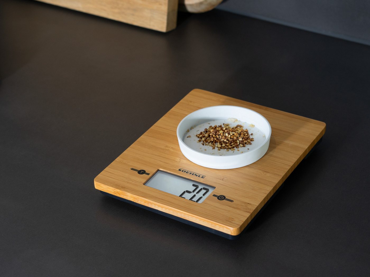 Soehnle Küchenwaage Bamboo, (1-tlg), LCD-Anzeige, bis 5kg, große Wiegefläche aus Bambus – Bild 3 von 5