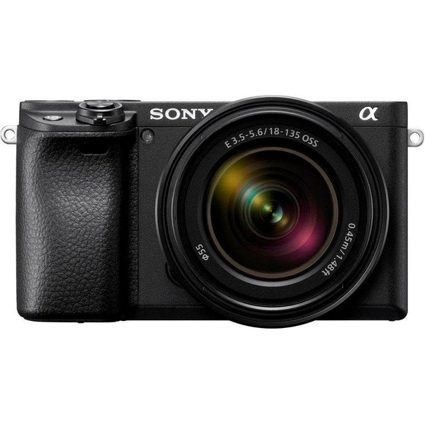 Sony Alpha 6400 + 18-135mm Objektiv Kompaktkamera (24,2 MP, Bluetooth)
