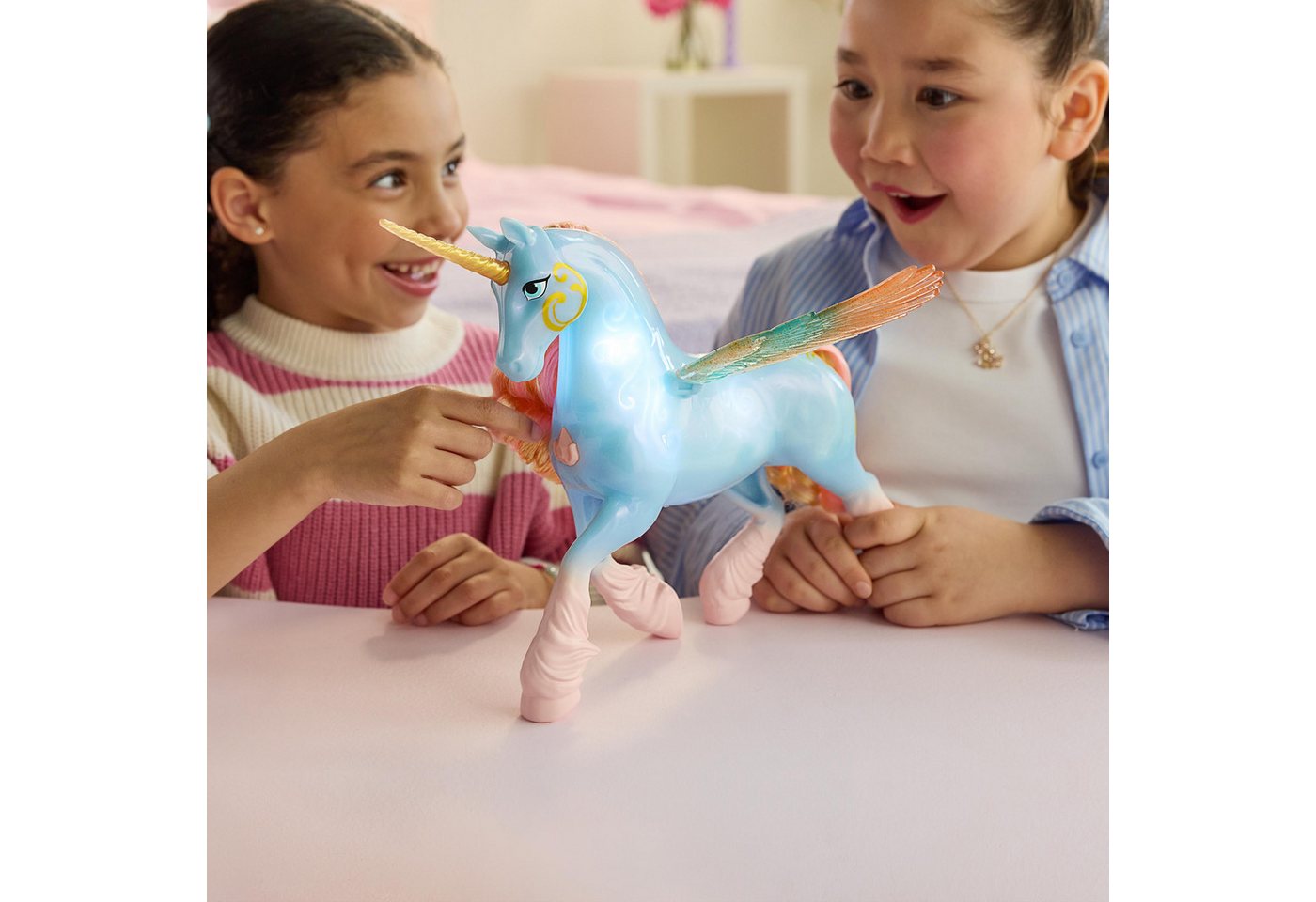 Spin Master Anziehpuppe Unicorn Academy - Glow Magic Skywind, interaktives Einhorn, mit Licht und Sound – Bild 2 von 5