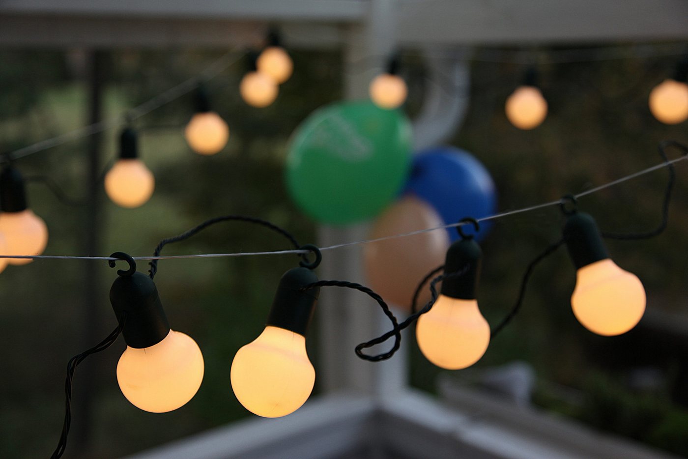 STAR TRADING LED-Lichterkette Hooky, 20-flammig, Länge ca. 5,7 m, outdoor, Vierfarb-Karton – Bild 3 von 3