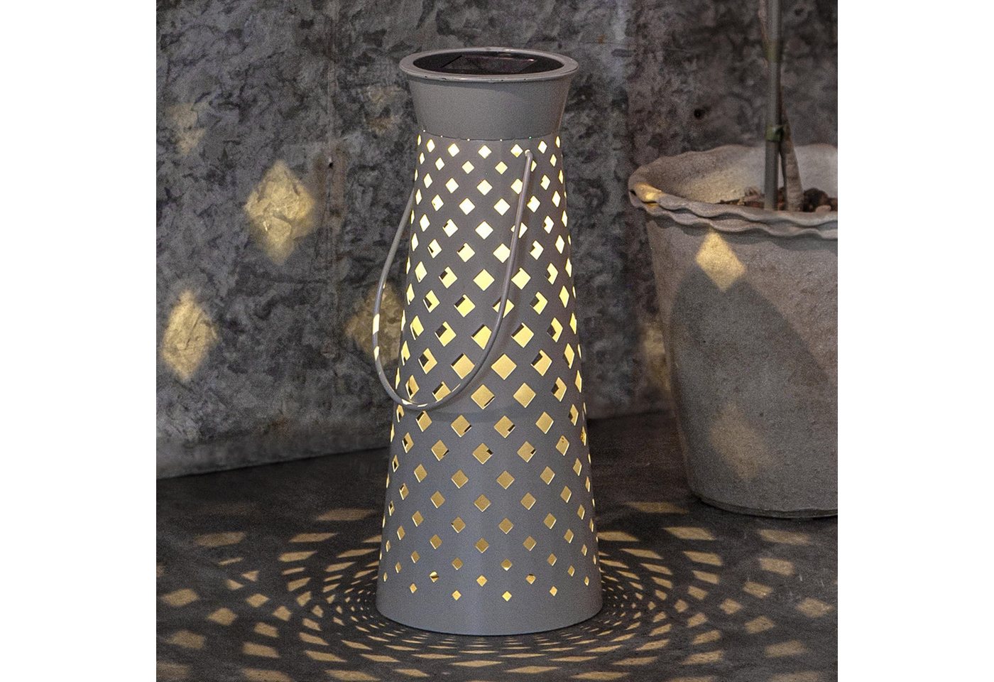 STAR TRADING LED Solarleuchte Romby, LED Solar-Laterne,Romby , Metall, Dämmerungssensor, grau, 32cm – Bild 2 von 5