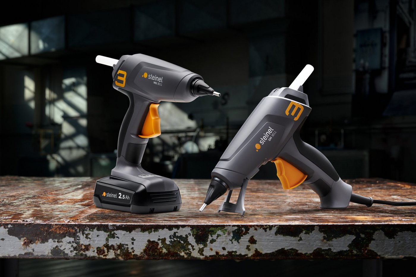 steinel Heißklebepistole GlueMatic 3011, leicht, ergonomsich, Fördermenge von 16 g/min, Faltschachtel – Bild 3 von 5