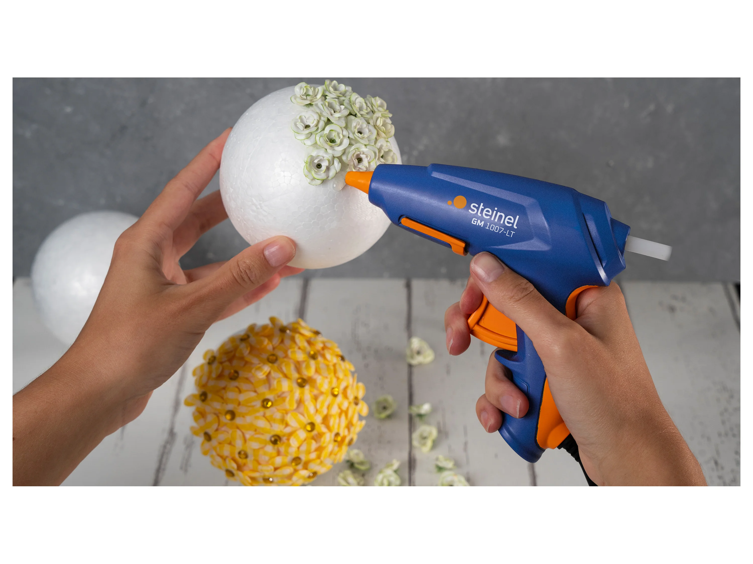STEINEL VERTRIEB GMBH Niedrigtemperatur-Klebepistole »GlueMatic 1007-LT XXL Pack«, inkl. 20 Klebesticks – Bild 2 von 4