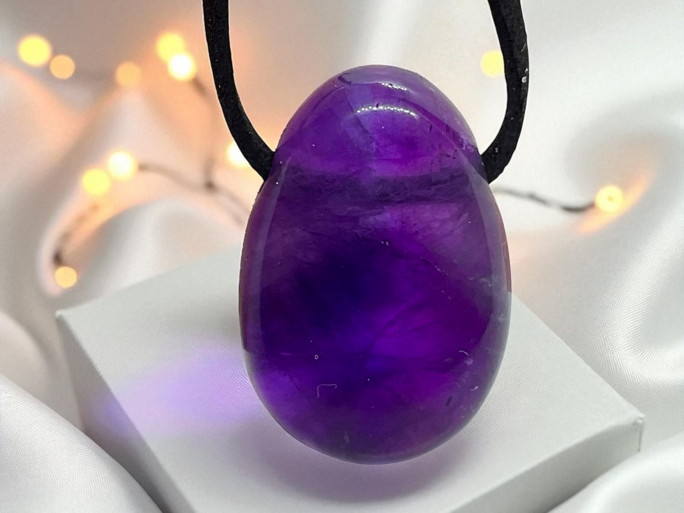 Steinfixx® Amulett Set Edelstein Anhänger aus echtem Amethyst, Tropfenanhänger (AAA-Qualität, 1-tlg., Handarbeit, Brasilien), incl. 80 cm Wildlederband, Geschen – Bild 2 von 5