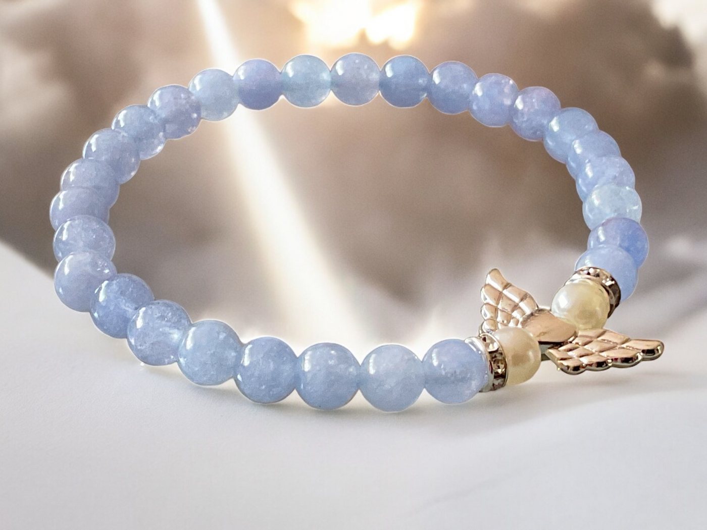 Steinfixx® Perlenarmband Aquamarin Armband mit Engel-Anhänger inklusive Geschenkbox (4 oder 6mm, 1-tlg., 17 cm Größe S, mit versilberten Zirkoniatrennern), Enge – Bild 4 von 5