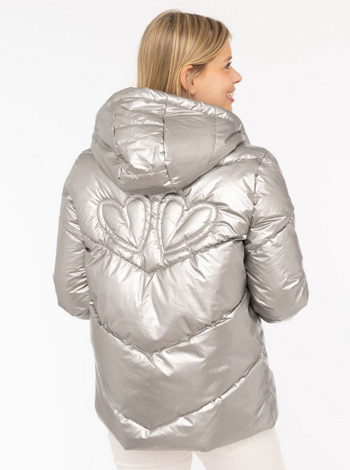 Zwillingsherz Steppjacke "Zwillingsherz" glänzend, Kapuze, Herzchen-Prägung am Rücken – Bild 5 von 5