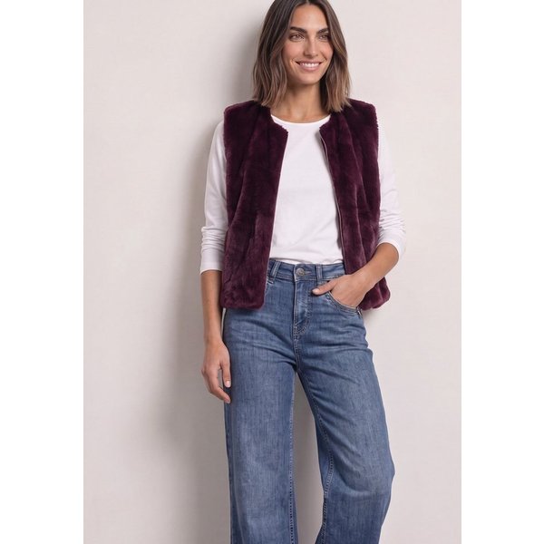 STREET ONE Fellimitatweste soft und weich