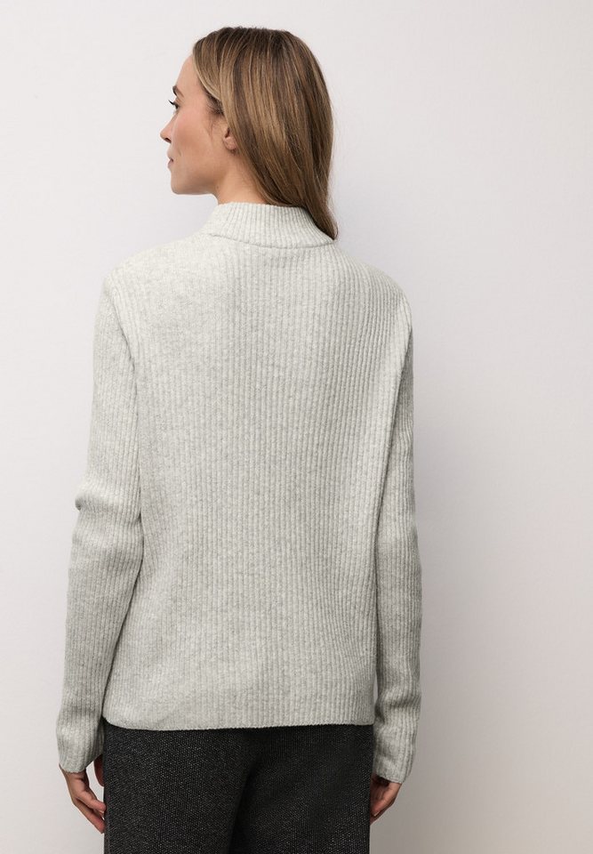 STREET ONE Stehkragenpullover mit dezentem Strukturmuster – Bild 2 von 5