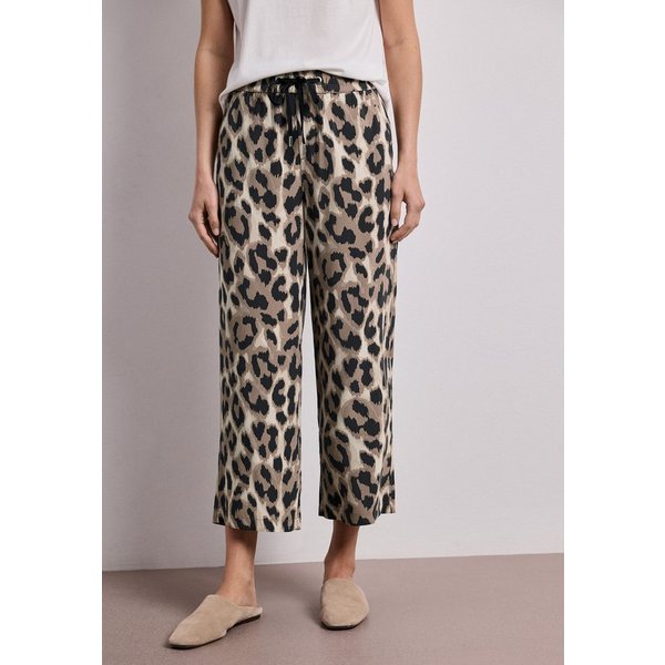 STREET ONE Stoffhose mit Wide Legs