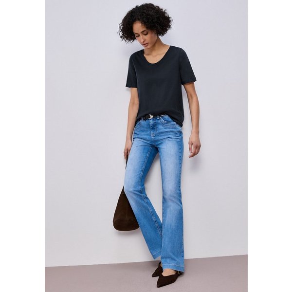 STREET ONE V-Shirt im Basic-Style