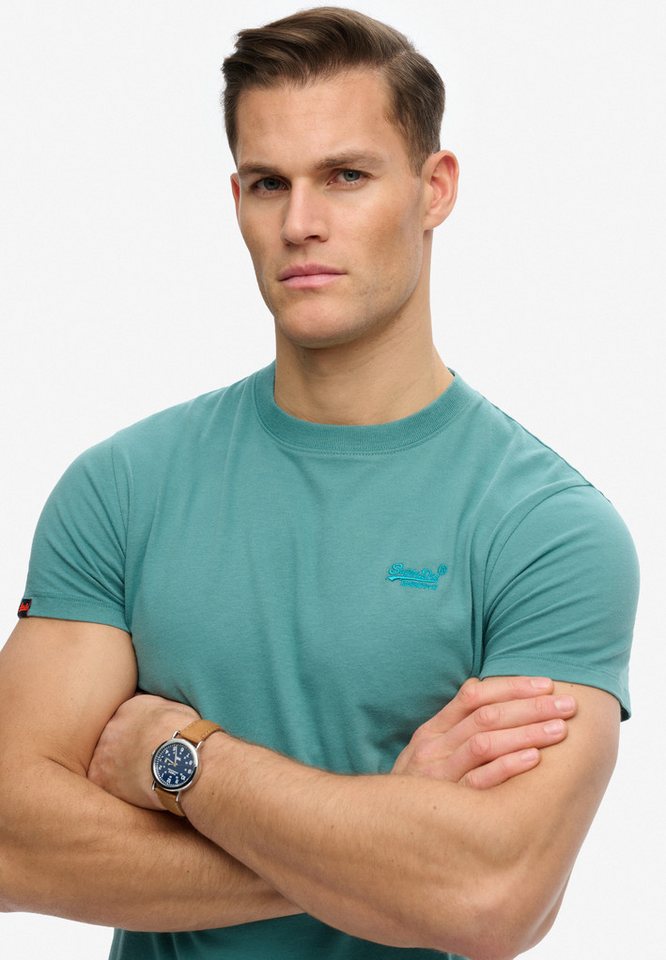 Superdry Rundhalsshirt ESSENTIAL LOGO EMB TEE aus Baumwolle und Single Jersey, Slim Fit, Kurzarm, hüftlang – Bild 3 von 5