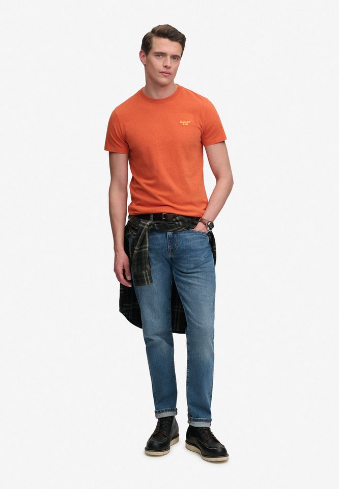 Superdry Rundhalsshirt ESSENTIAL SERIF LOGO EMB TEE Baumwolle, regular fit – Bild 5 von 5