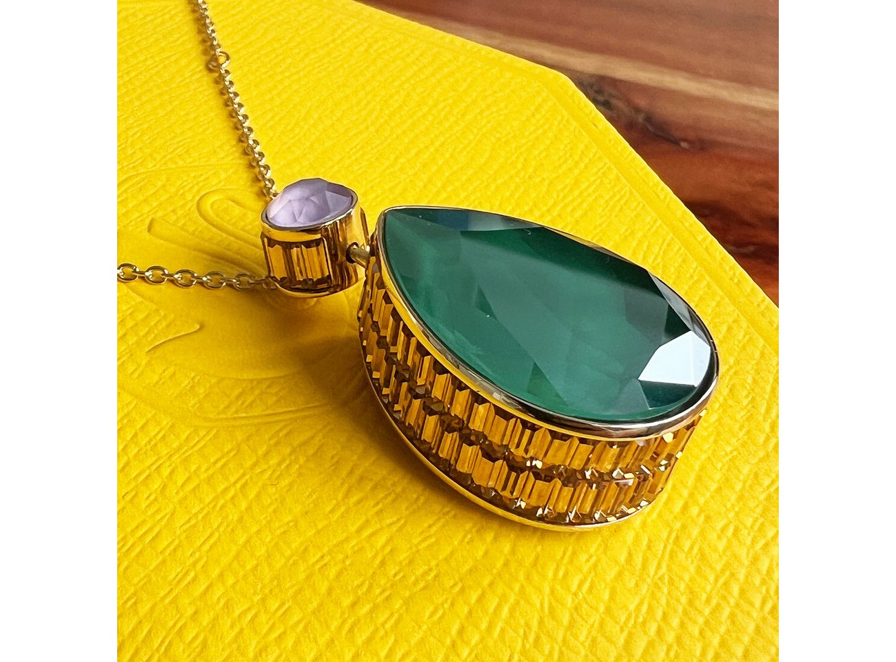 Swarovski Kette mit Anhänger – Bild 4 von 5