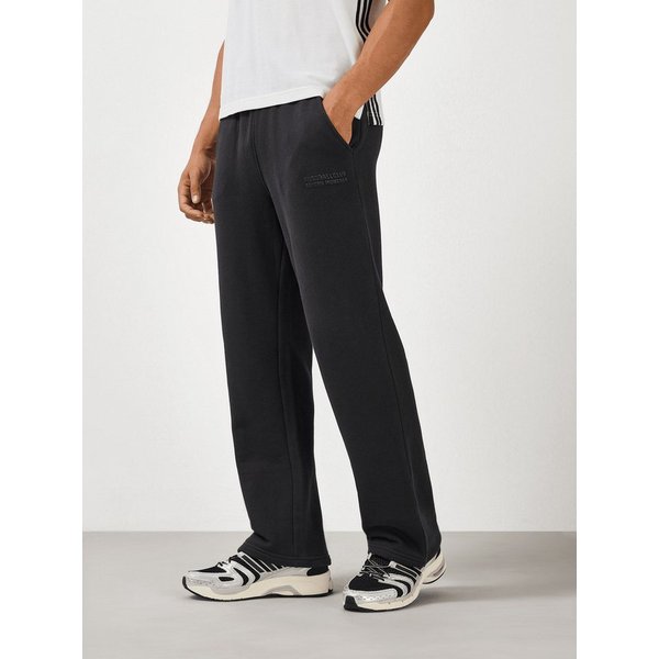 FC Bayern München Sweathose FC Bayern München, Sweatpant Premium Essentials, Herren, Schwarz