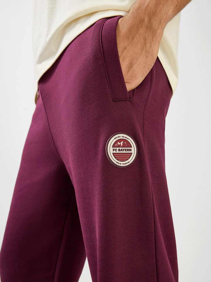 FC Bayern München Sweathose FC Bayern München, Pant Heimat, Herren, Bordeaux – Bild 5 von 5