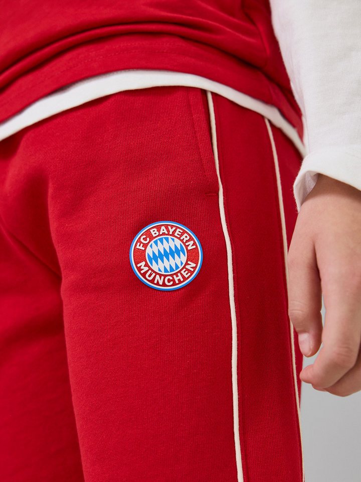 FC Bayern München Sweathose FC Bayern München, Sweatpant Essentials, Kinder, Rot – Bild 3 von 5