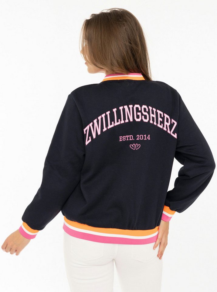 Zwillingsherz Sweatjacke "Zwillingsherz" durchgehender Zipper, Logo auf der Schulter, gestreifte Bündchen – Bild 4 von 5