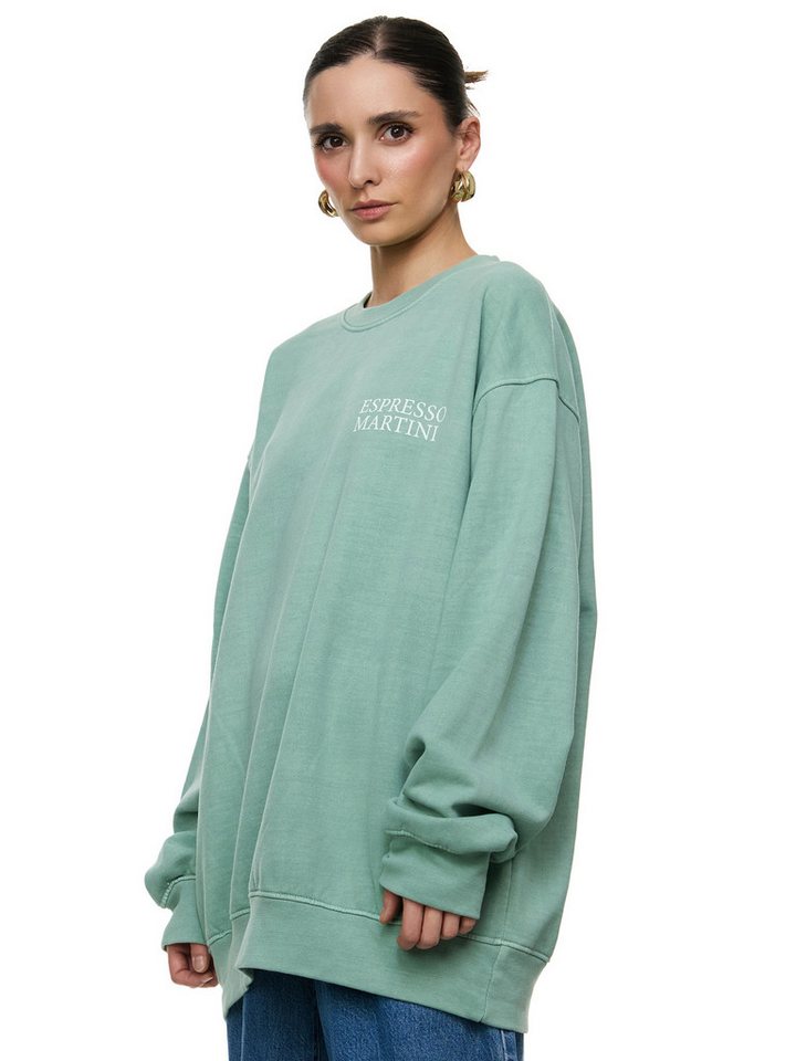 Worldclassca Sweatshirt Worldclassca Oversized Sweatshirt ESPRESSO Print Langarm Pullover Print ESPRESSO MARTINI – Bild 2 von 4