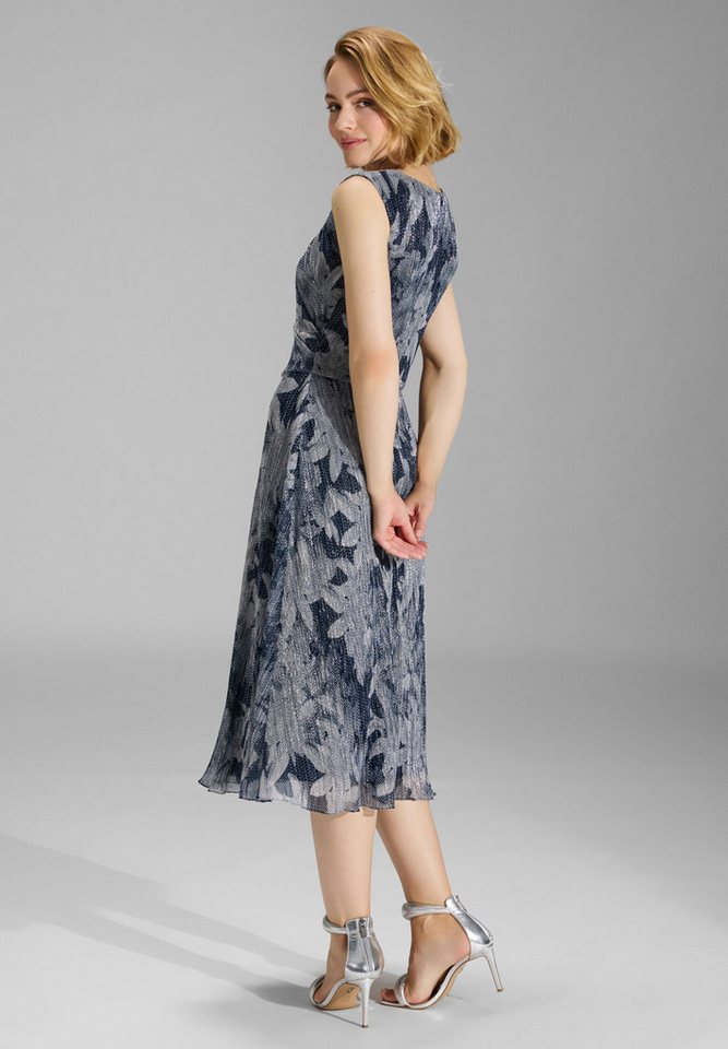 SWING Cocktailkleid - Plissiertes Kleid mit Metallicfäden Taillierter Schnitt mit ausgestelltem Rockteil – Bild 2 von 5
