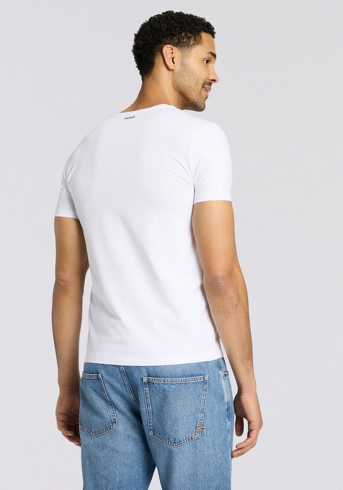 HUGO T-Shirt HUGO-V (Packung, 2er) V-Ausschnitt, Slim-Fit, HUGO Logo-Print – Bild 4 von 5