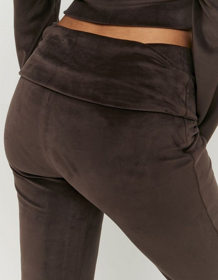 Tally Weijl Samthose SPAPEVOLDY Materialmix, Bootcut, Mid Waist, aus Samt mit Bündchen zum Umschlagen – Bild 3 von 4