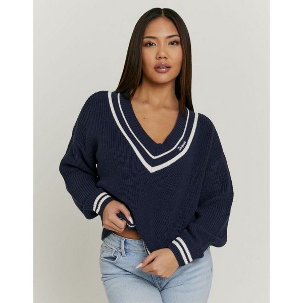 Tally Weijl Strickpullover SPUACKARIBOU Kunstfaser, mit tiefem V-Ausschnitt im College-Stil