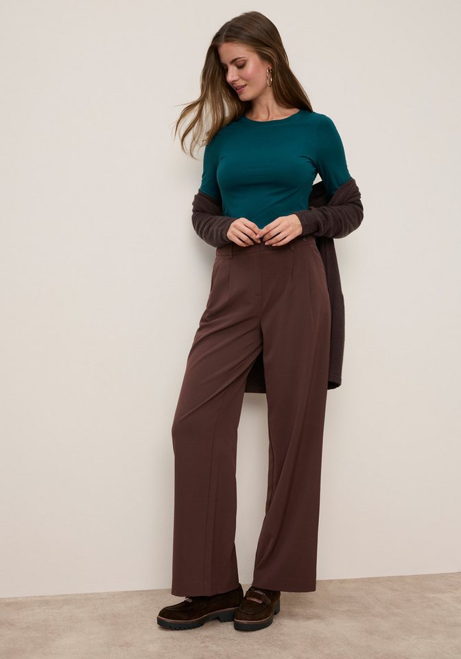 Tamaris Langarmshirt aus elastischer Viskosemischung, figurbetonte Passform langärmliges Basicshirt mit Rundhalsausschnitt – Bild 4 von 5