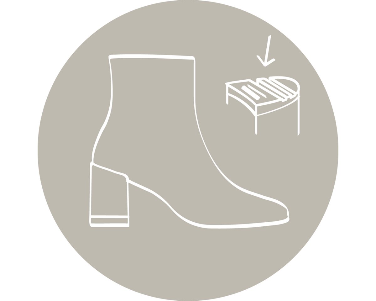 Tamaris Pantolette Blockabsatz, Sommerschuh, Schlüpfschuh mit aufgesetzten Nieten – Bild 2 von 5