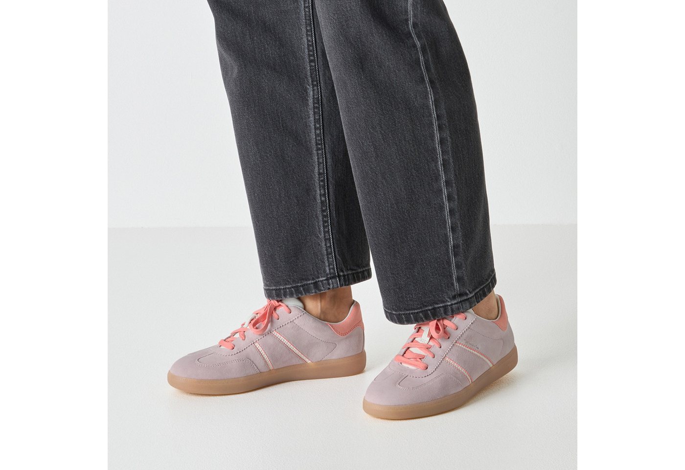 Tamaris Plateausneaker Freizeitschuh, Halbschuh, Schnürschuh mit gepolstertem Schaftrand – Bild 2 von 5