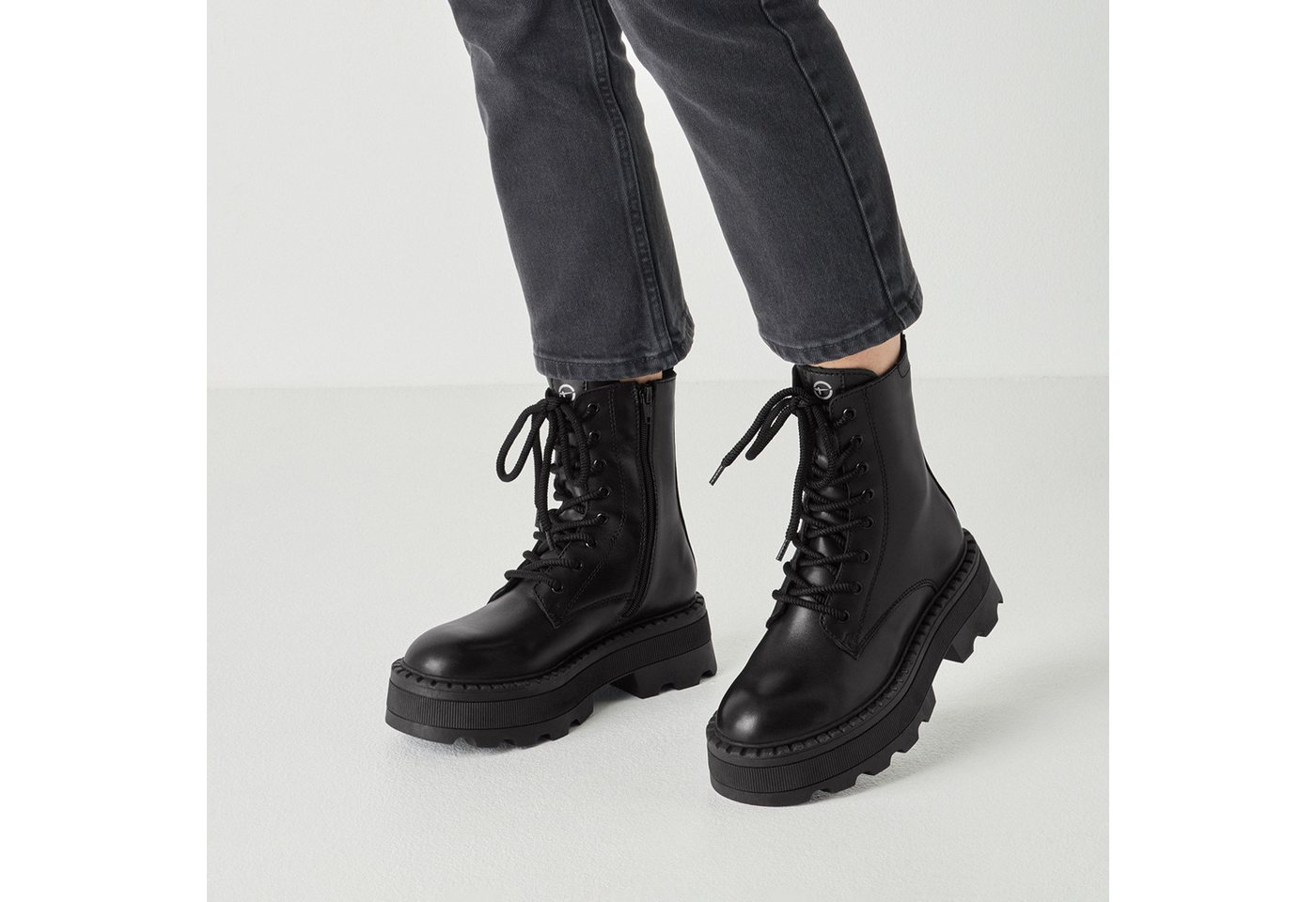 Tamaris Schnürstiefelette Blockabsatz, Plateau, Schnürboots mit Innenreißverschluss – Bild 2 von 5